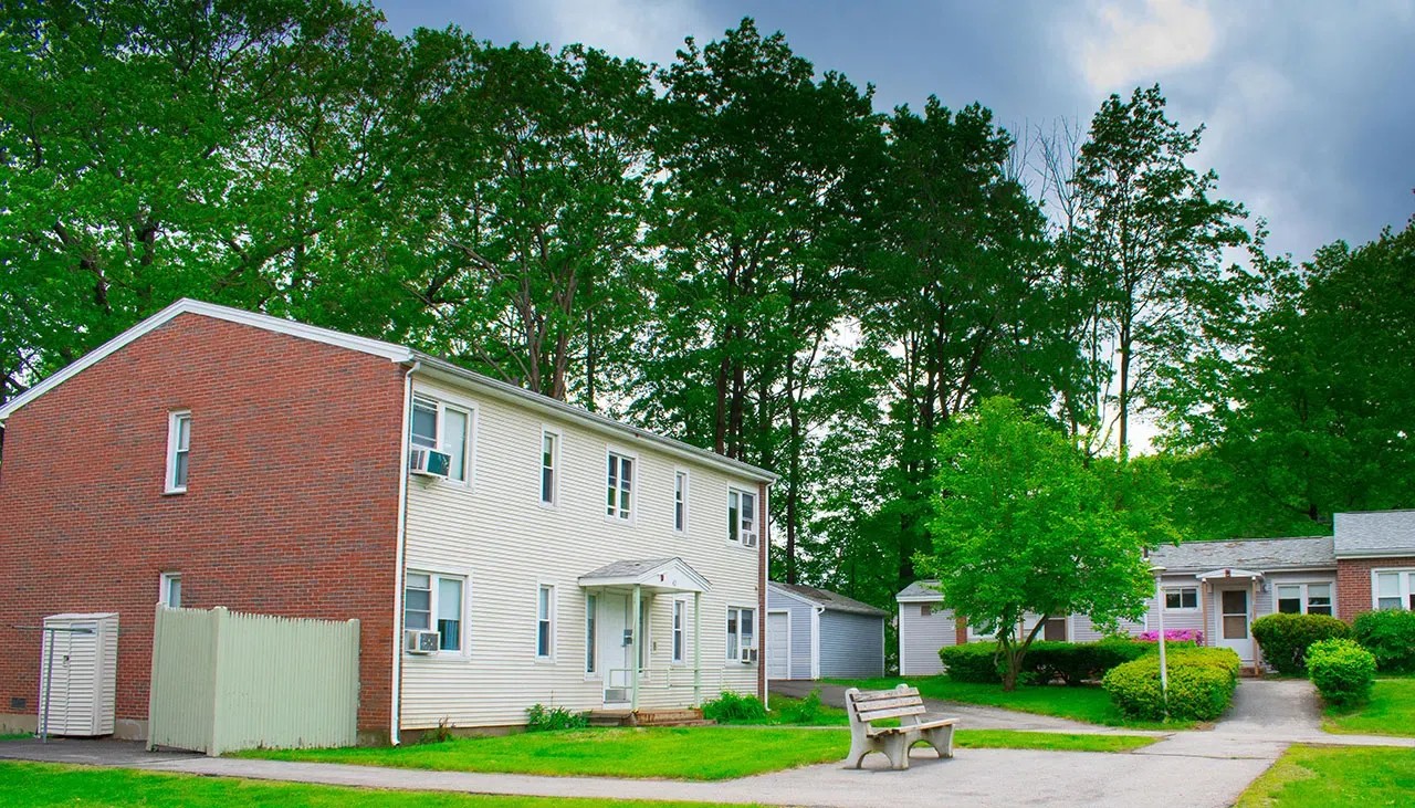Woodbury Manor street view